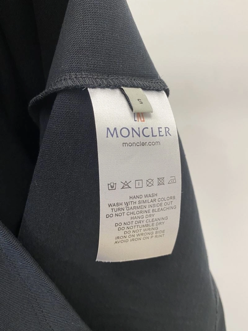 Moncler T-Shirts Trendsetting 141322