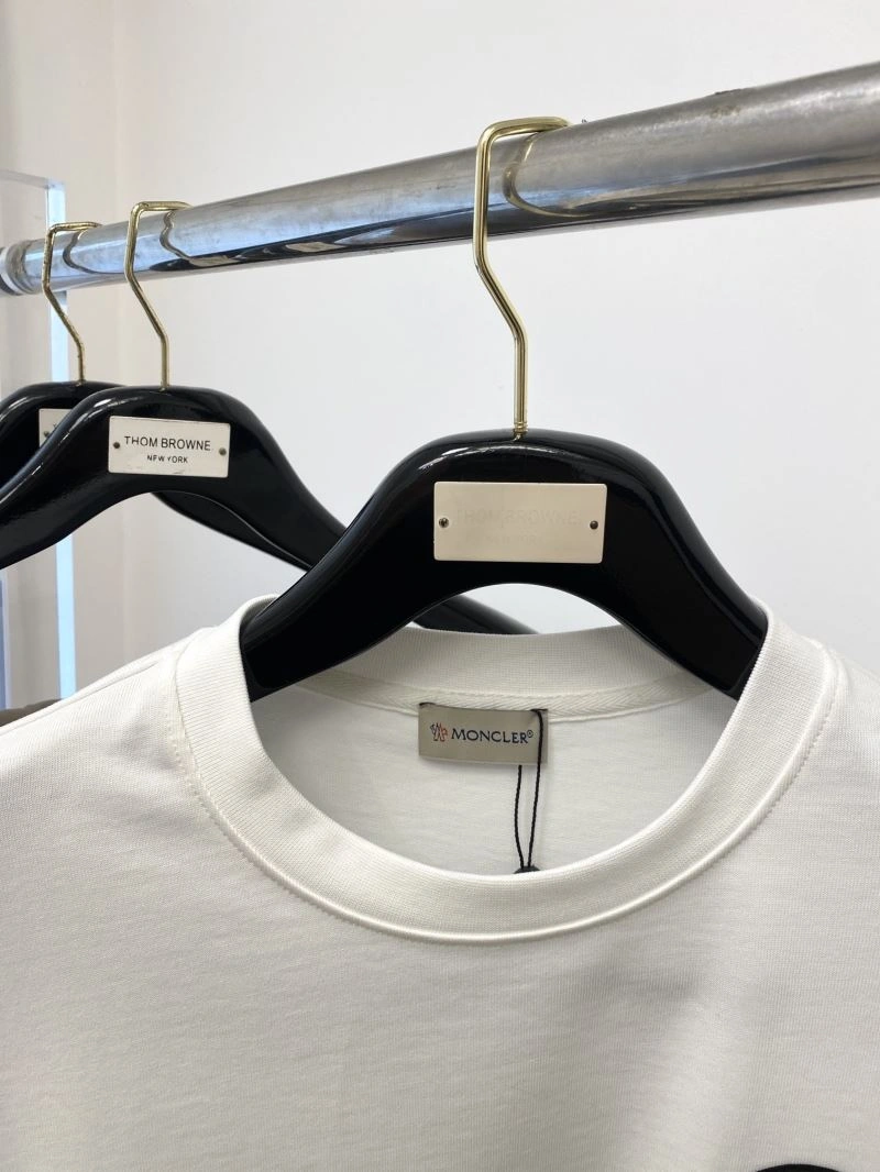 TravelReady Moncler T-Shirts 141316