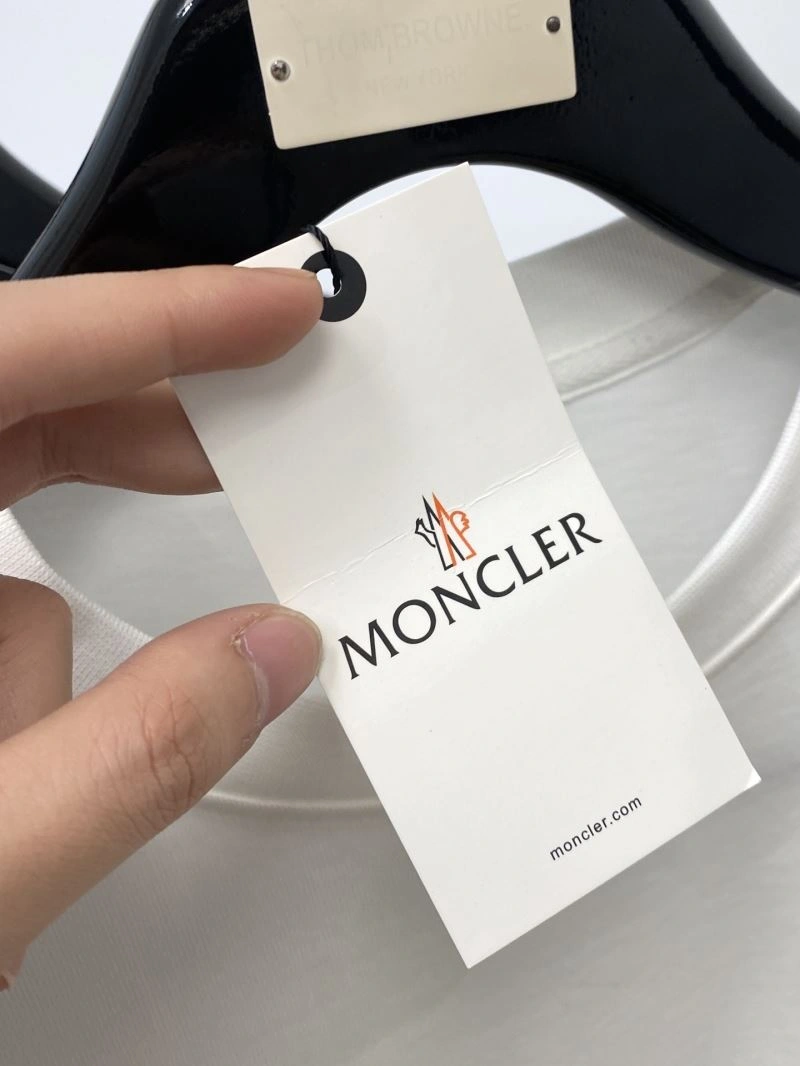 TravelReady Moncler T-Shirts 141316