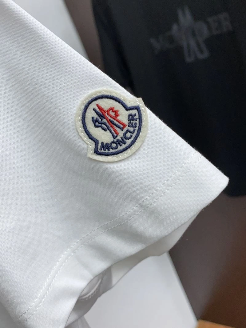 WellDesigned Moncler T-Shirts 141318
