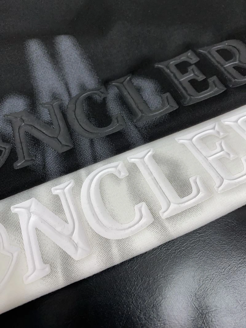 WellDesigned Moncler T-Shirts 141318