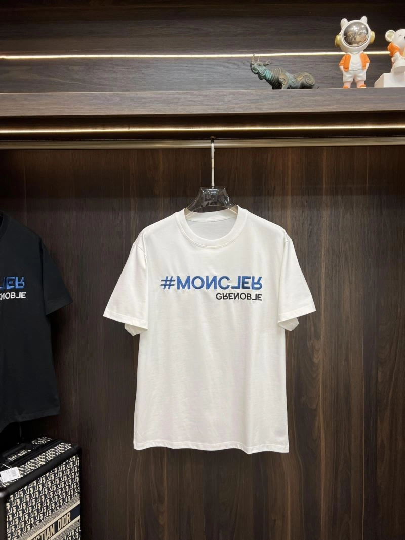 WeatherProof Moncler T-Shirts 141304