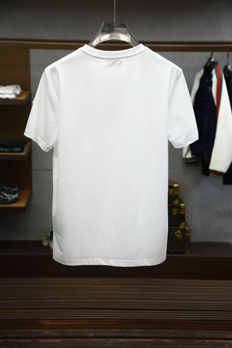 Stylish Moncler T-Shirts 141300