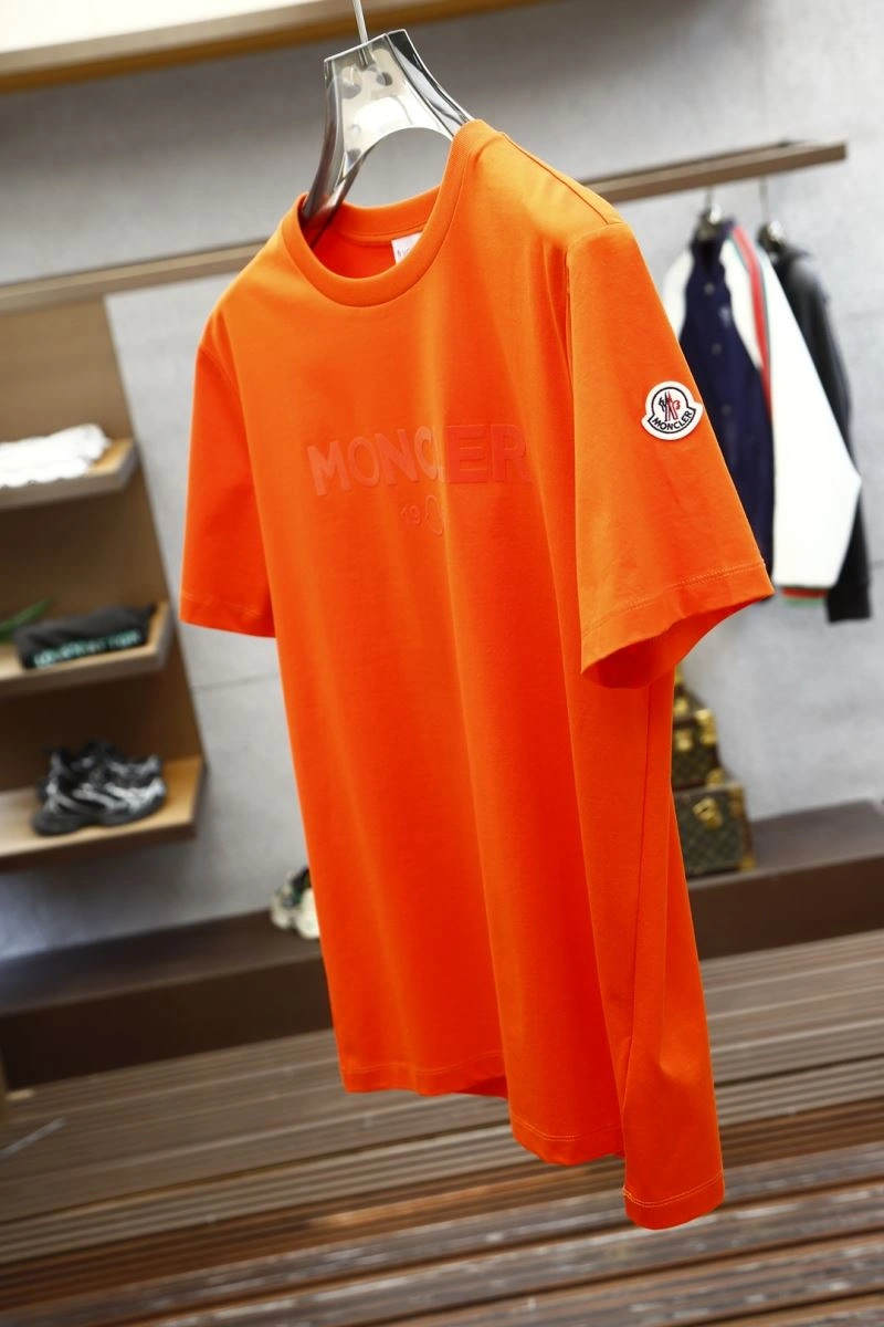 Stylish Moncler T-Shirts 141300