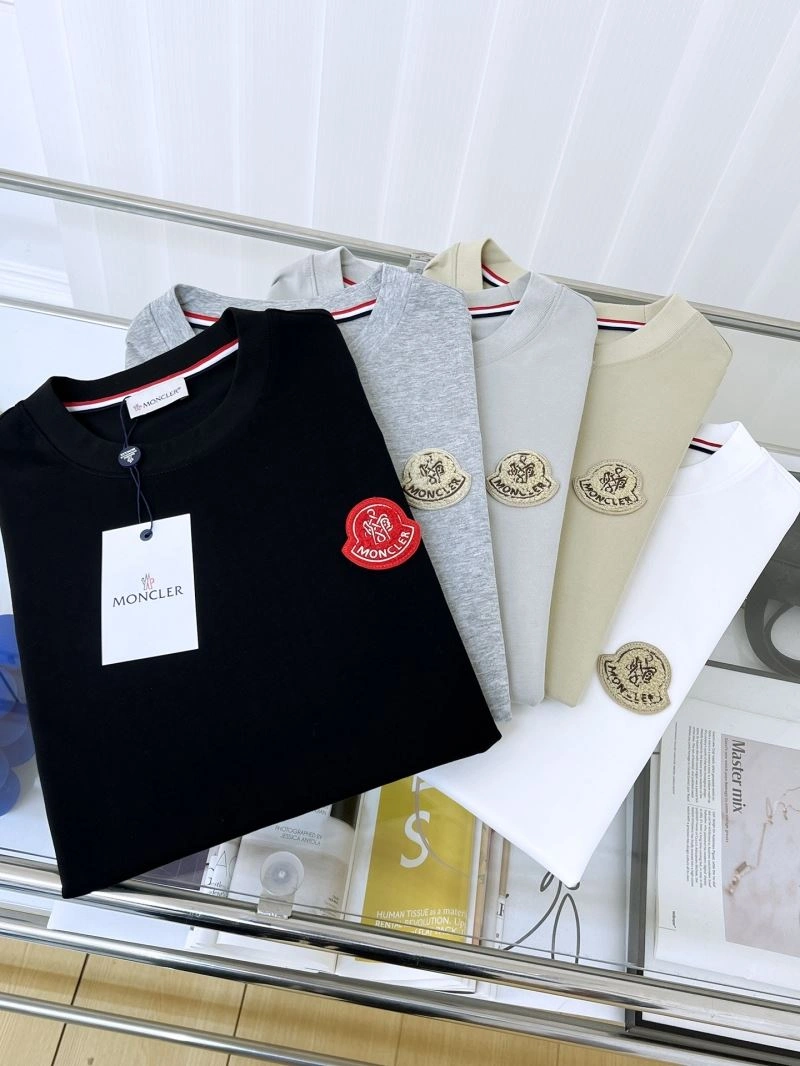 Moncler T-Shirts TechFriendly 141297