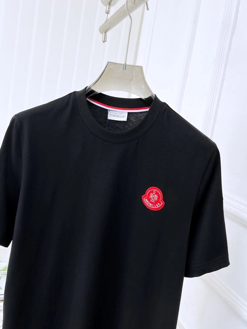 Moncler T-Shirts TechFriendly 141297