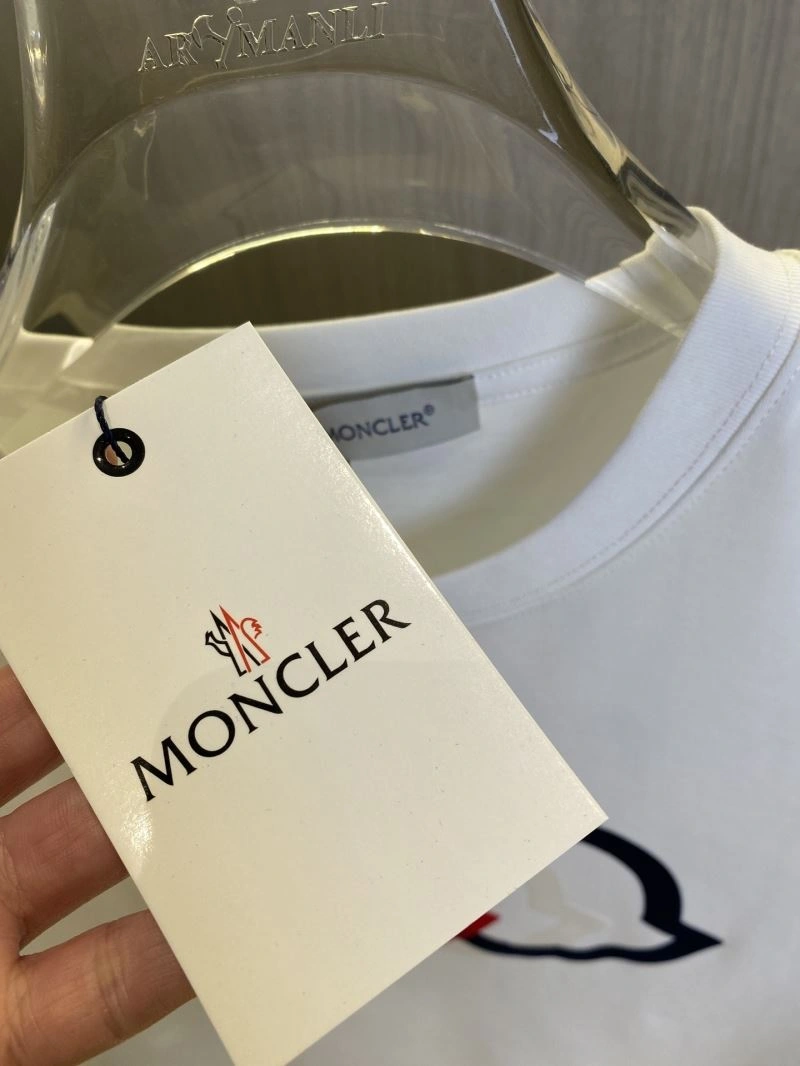 Moncler T-Shirts NewStyle 141296