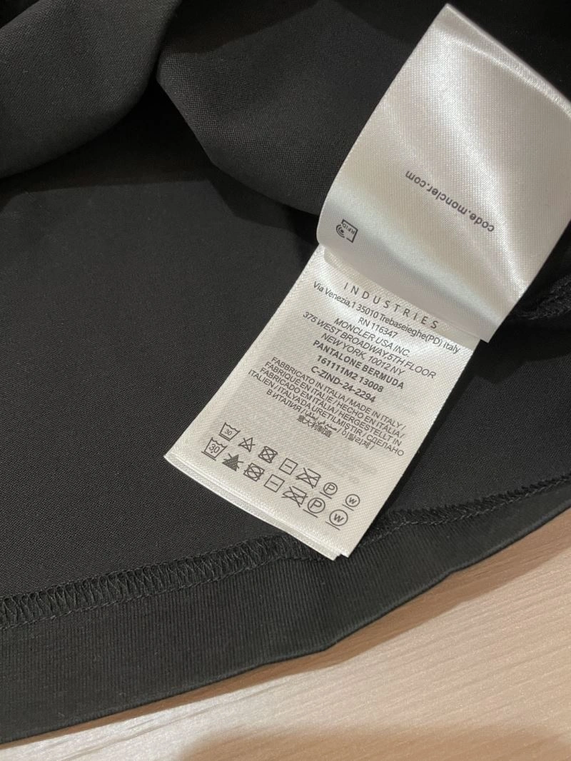 FlexibleFit Moncler T-Shirts 141289