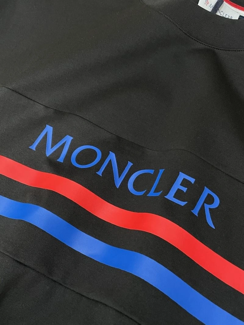 Moncler T-Shirts ZipUp 141281