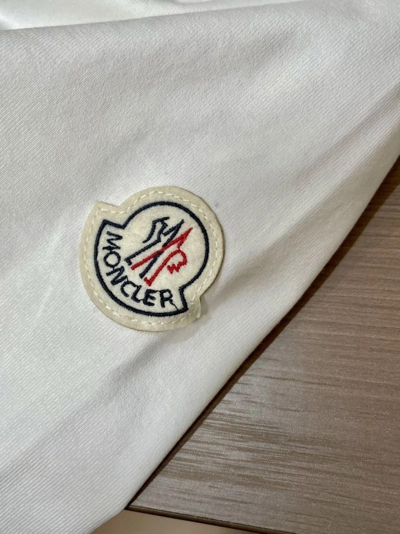 Moncler T-Shirts ZipUp 141281