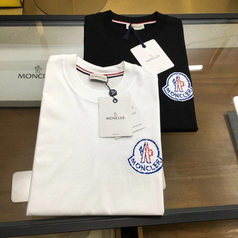 Moncler T-Shirts Bright 141284