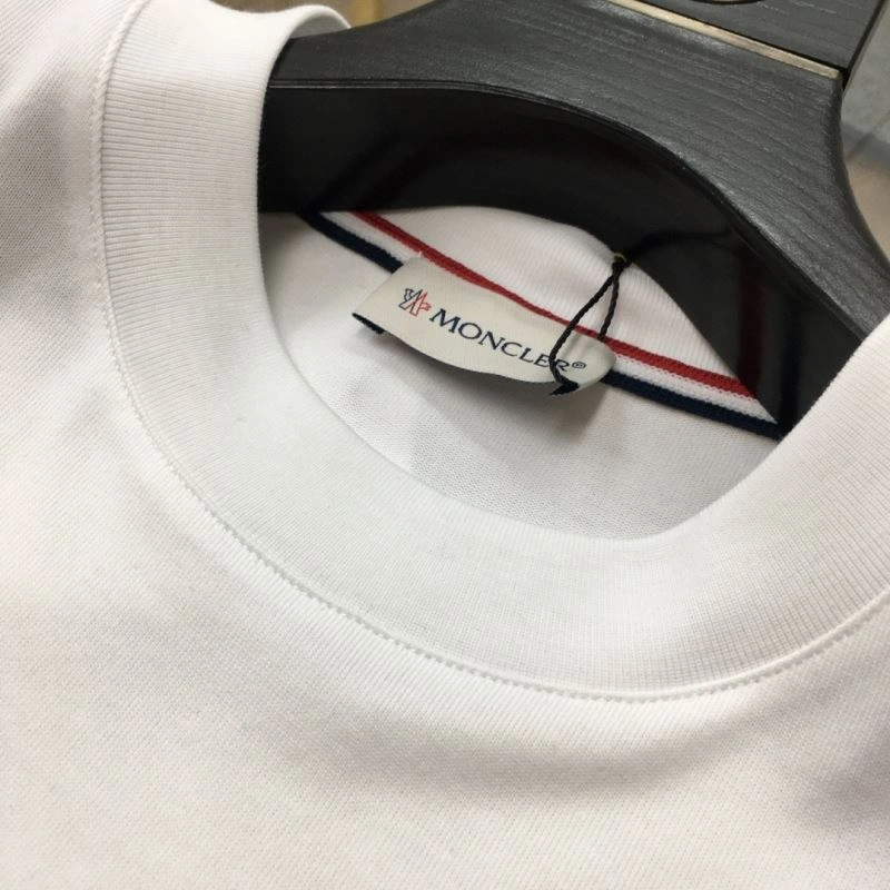 Moncler T-Shirts Bright 141284