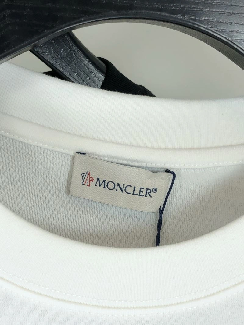 Moncler T-Shirts WrinkleFree 141288