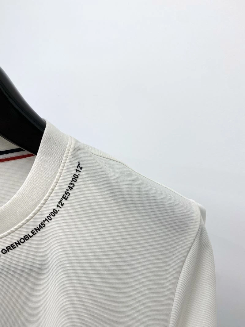 Moncler T-Shirts Timeless 141301