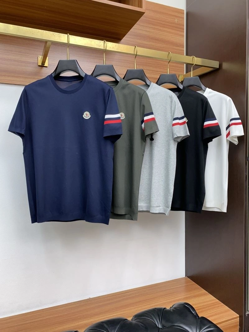 Moncler T-Shirts Effortless 141264