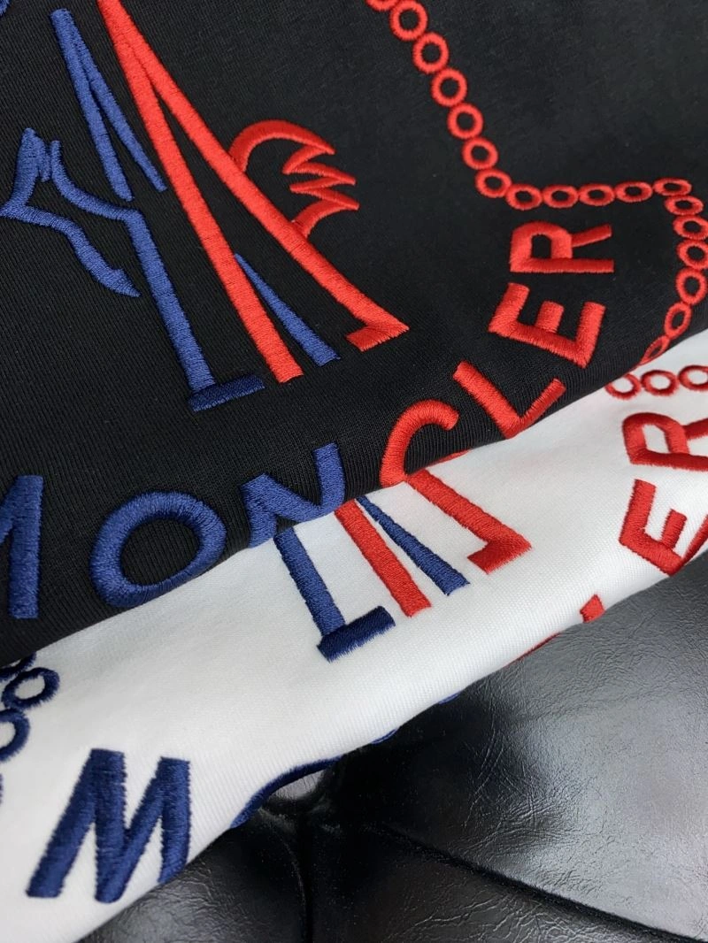 Moncler T-Shirts Soft 141262