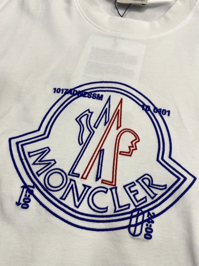 ZipUp Moncler T-Shirts 141270