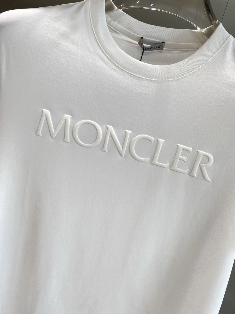 Lightweight Moncler T-Shirts 141102