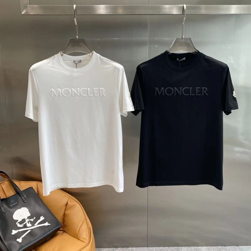 Moncler T-Shirts Effortless 141117