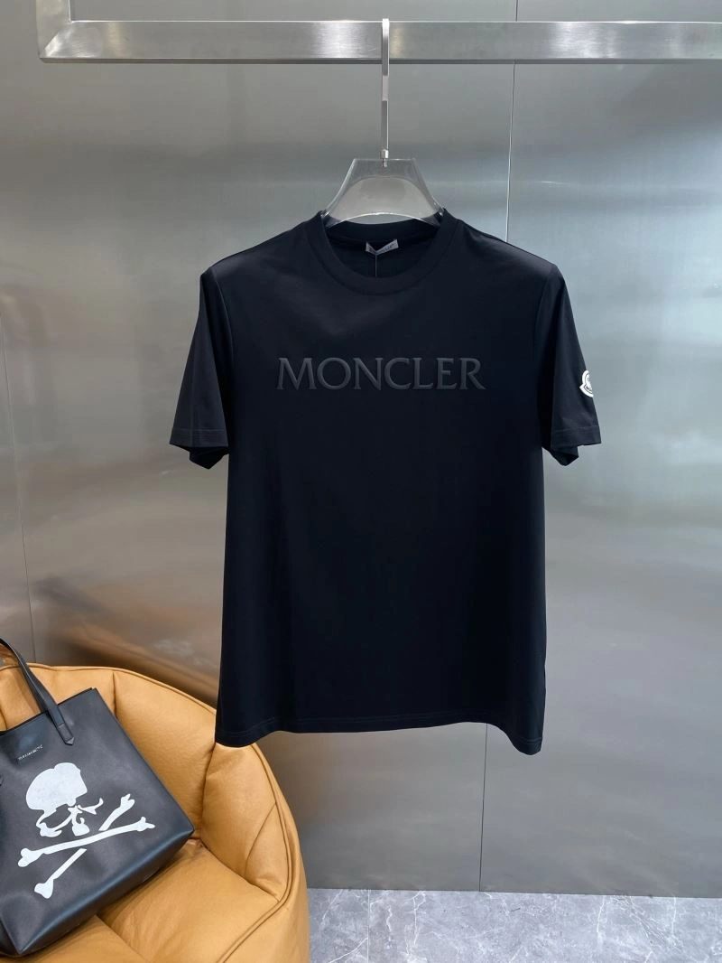 Moncler T-Shirts Effortless 141117