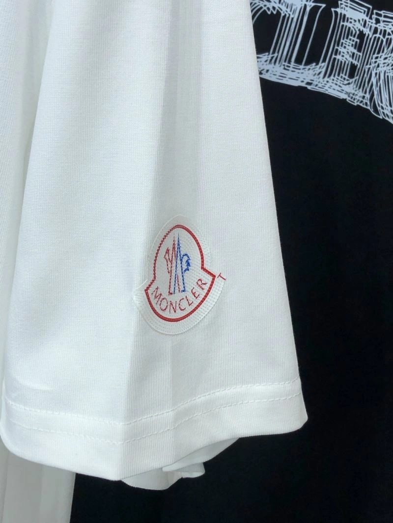 Moncler T-Shirts Supportive 141099