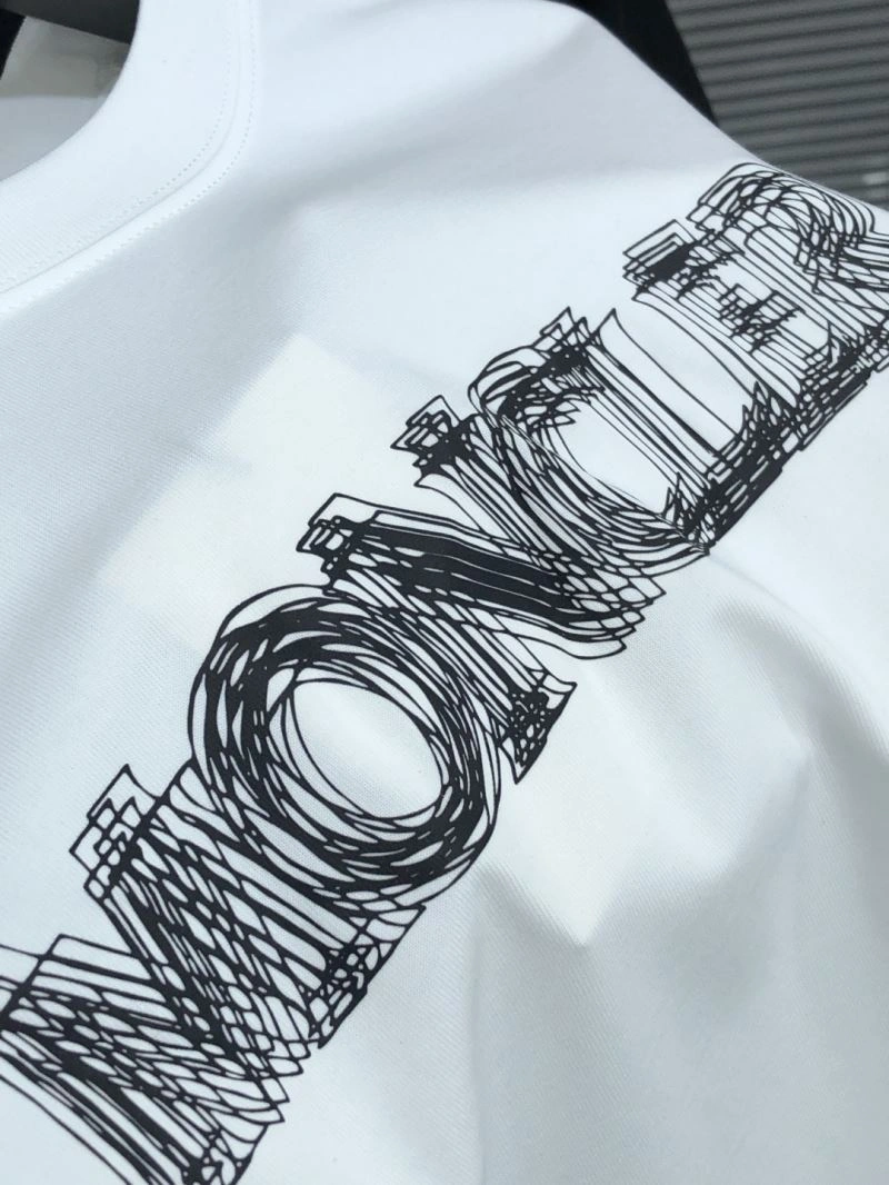 Moncler T-Shirts Supportive 141099