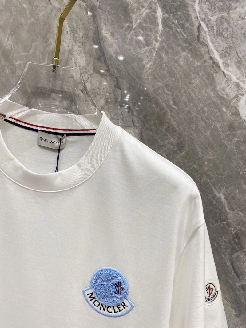 Moncler T-Shirts Durable 141097
