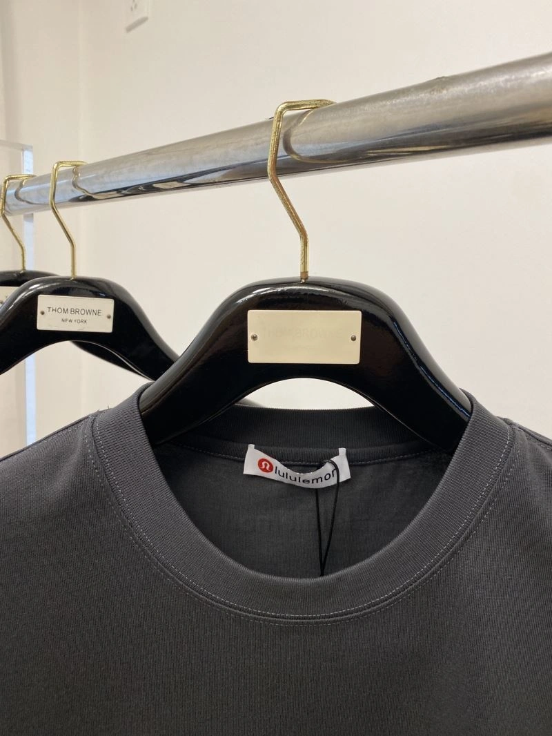 Moncler T-Shirts Bright 141087