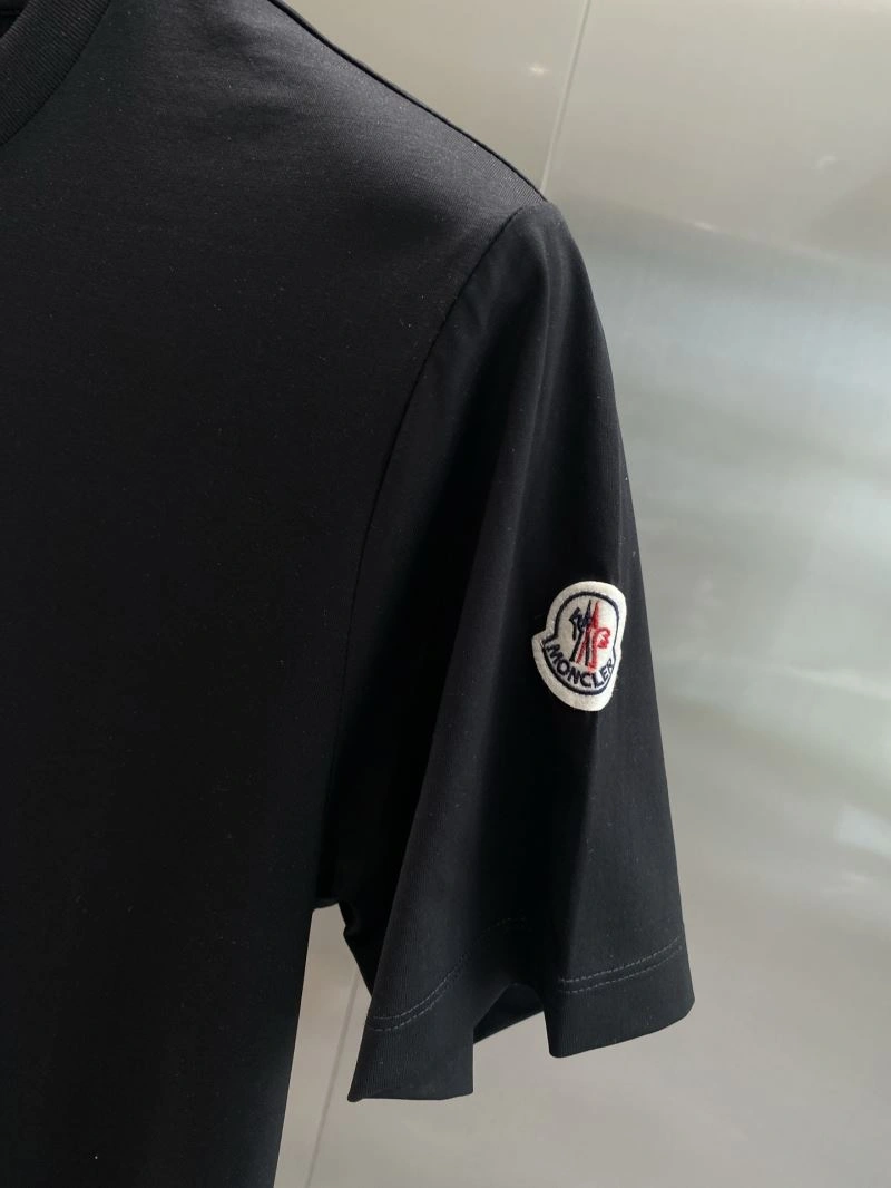 Moncler T-Shirts Popular 141082