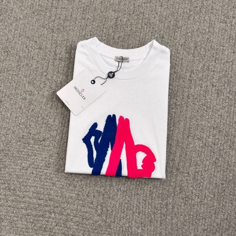 Compact Moncler T-Shirts 141079