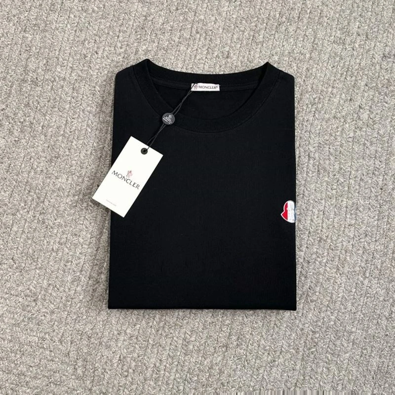 Upgraded Moncler T-Shirts 141072