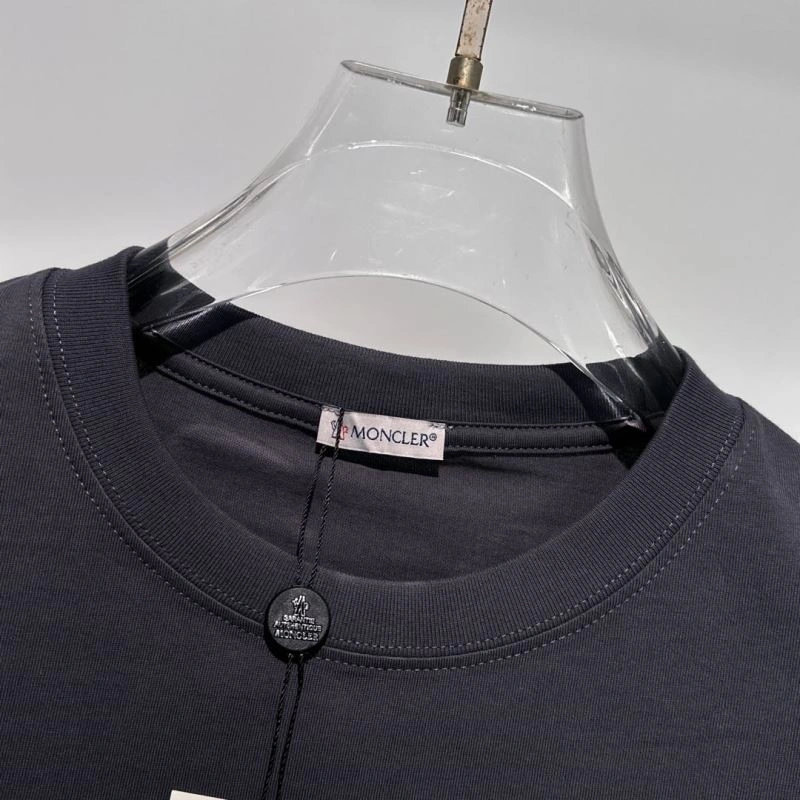 Moncler T-Shirts Trendsetting 141083