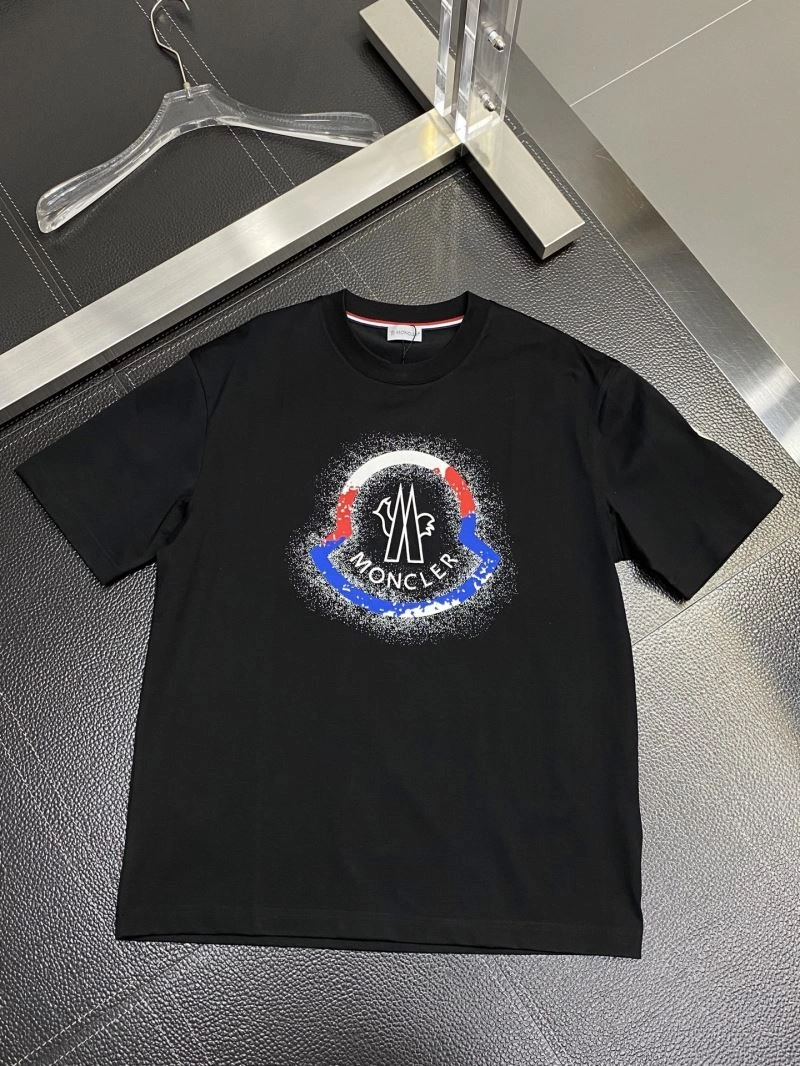 Moncler T-Shirts Compact 141086