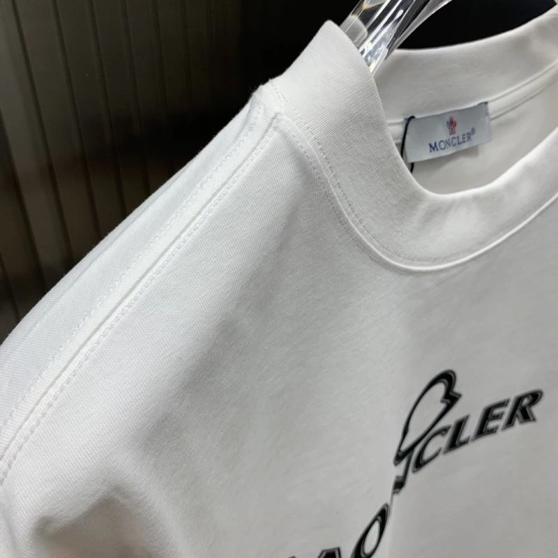 Upgraded Moncler T-Shirts 141070