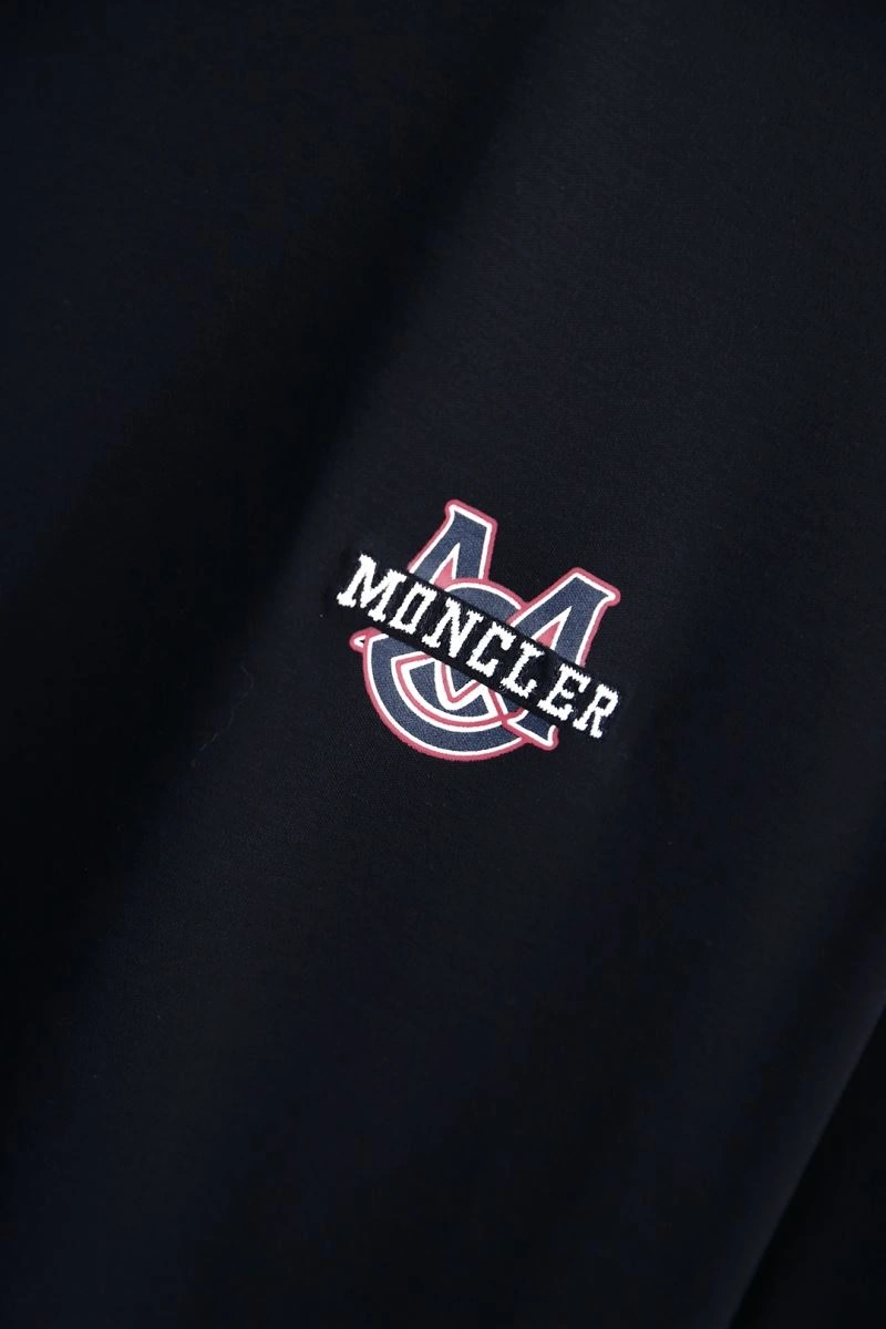 Moncler T-Shirts WeatherProof 141069