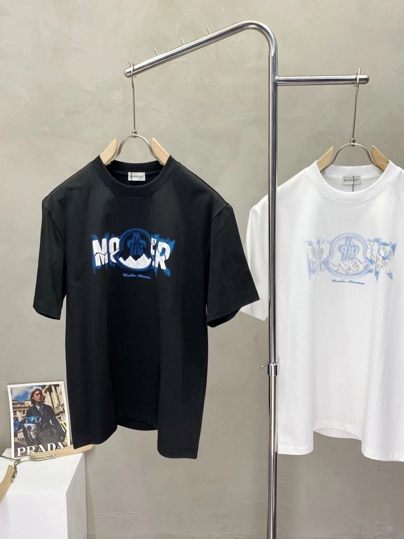 Moncler T-Shirts Efficient 141065