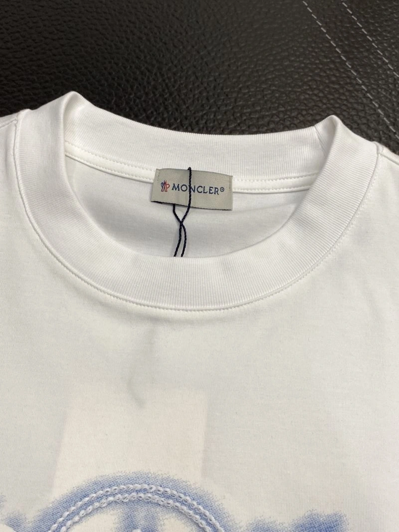 Moncler T-Shirts Efficient 141065