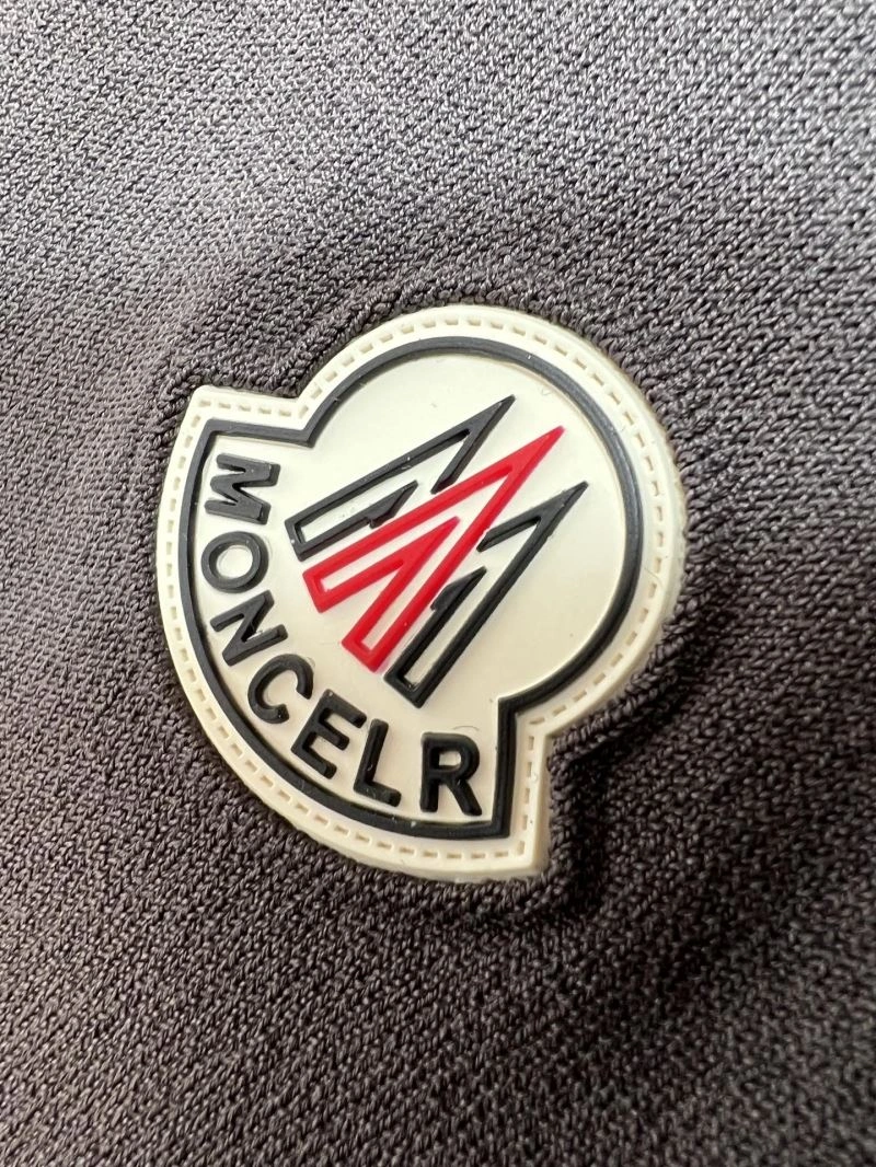 Sporty Moncler T-Shirts 141058