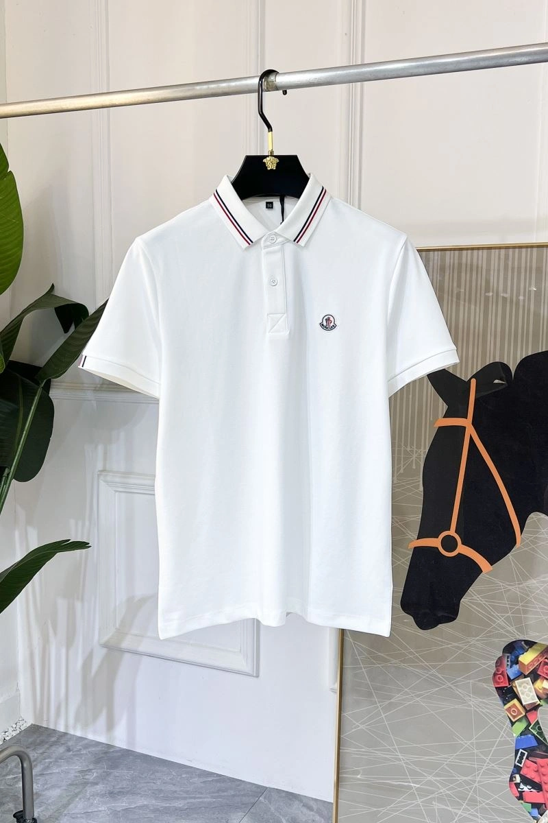 Lightweight Moncler T-Shirts 141052