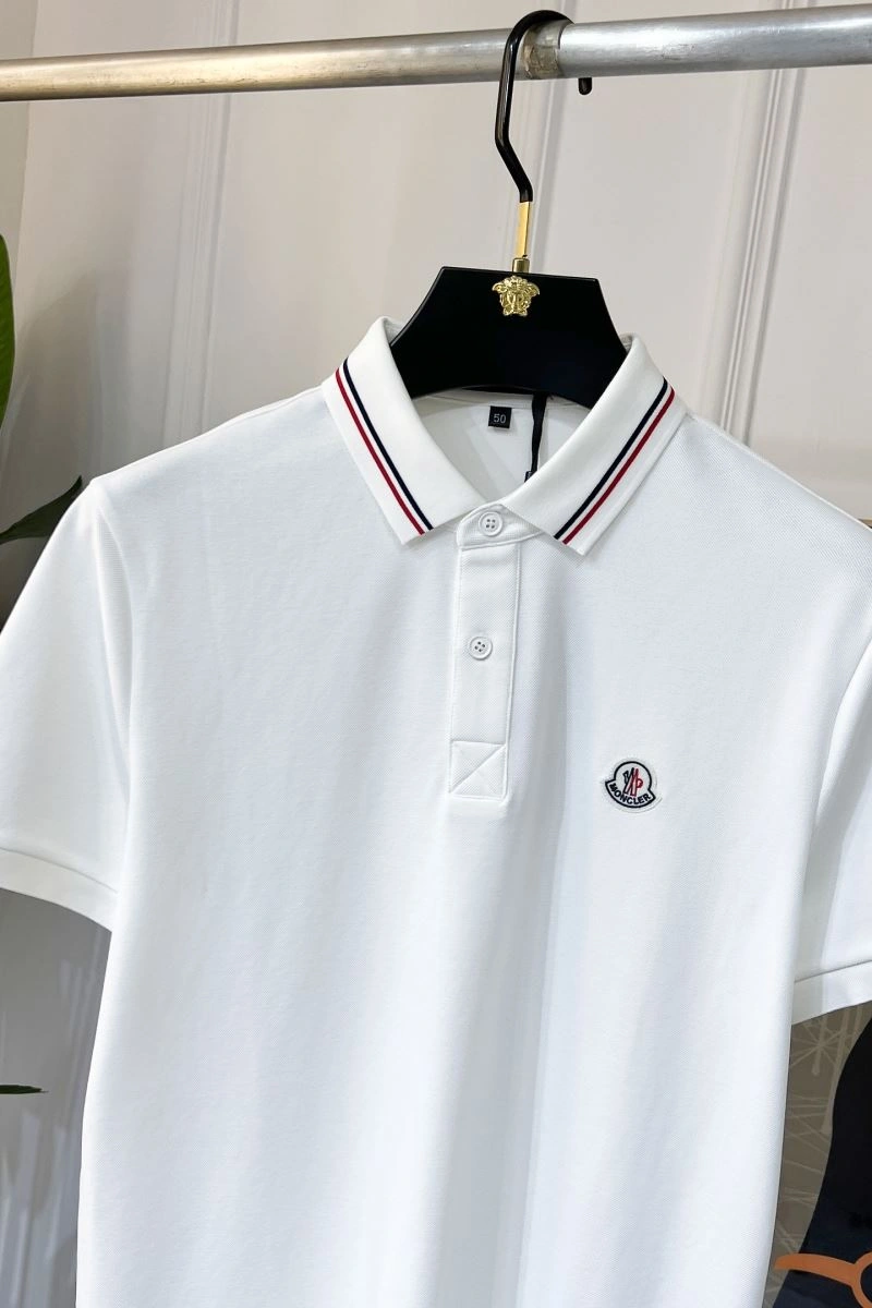 Lightweight Moncler T-Shirts 141052