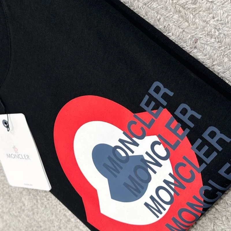 Breathable Moncler T-Shirts 141047