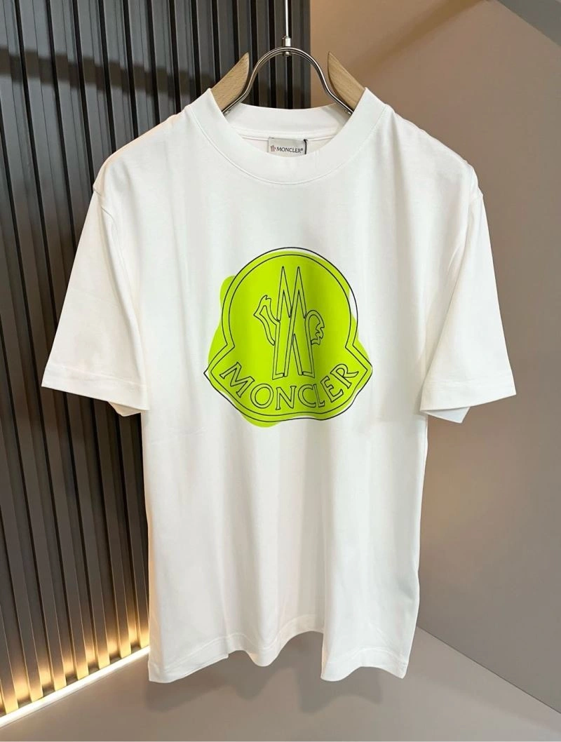 Practical Moncler T-Shirts 141045