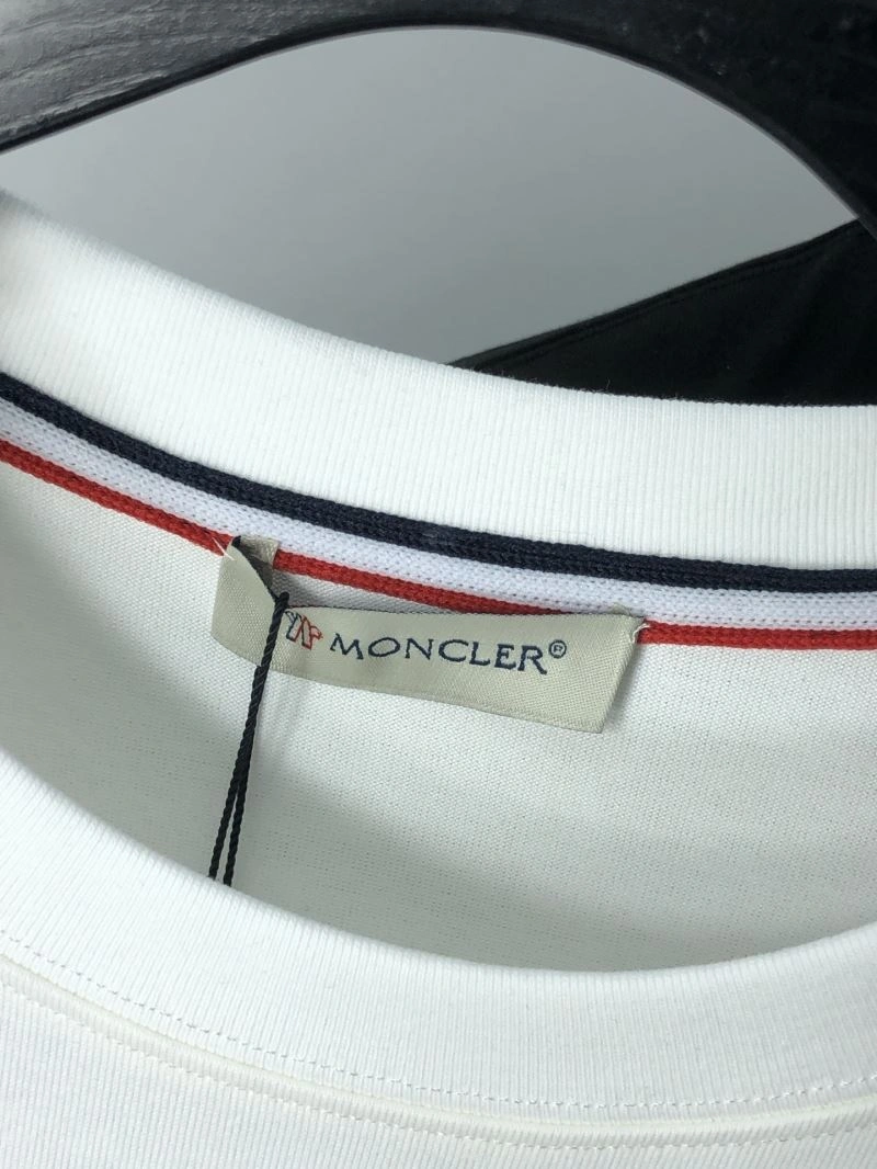 TravelReady Moncler T-Shirts 141056