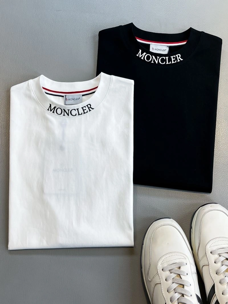 Moncler T-Shirts SunProtective 141036