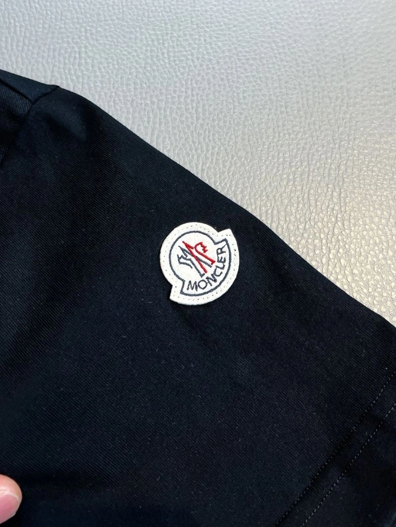Moncler T-Shirts SunProtective 141036