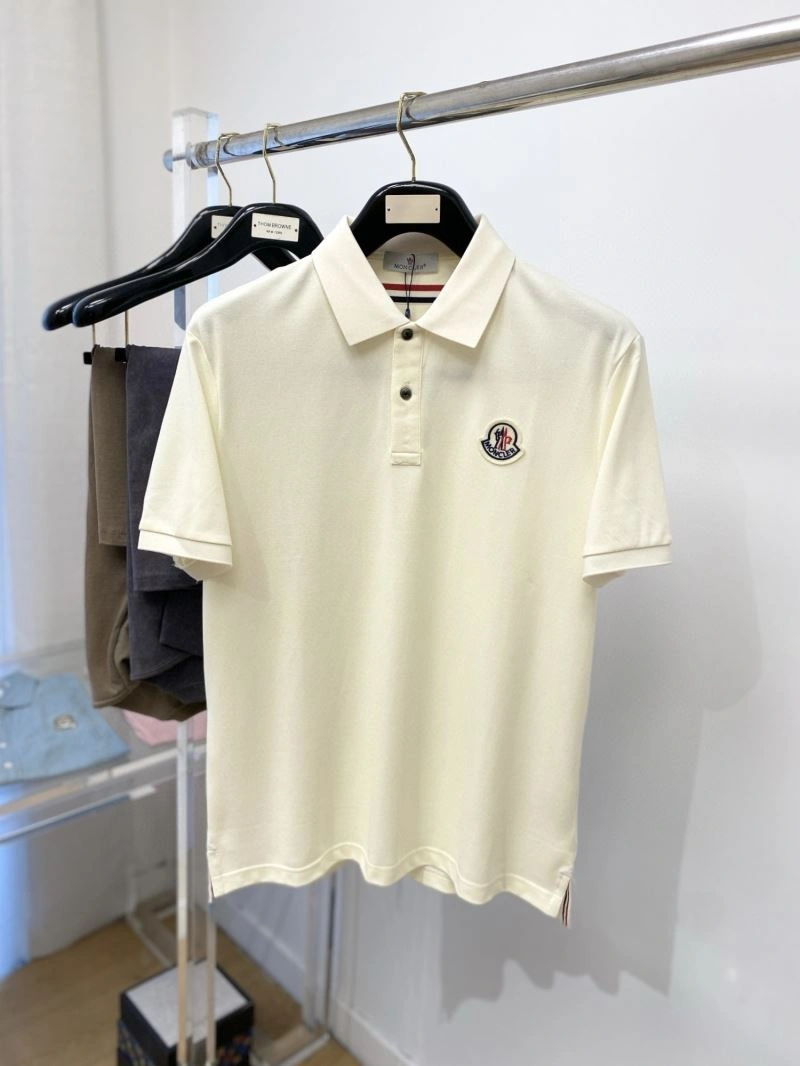 Moncler T-Shirts Vibrant 141022