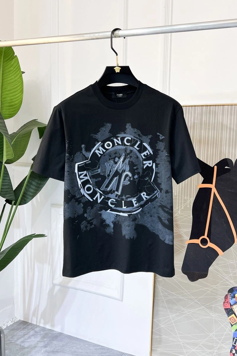 Moncler T-Shirts TravelReady 141032