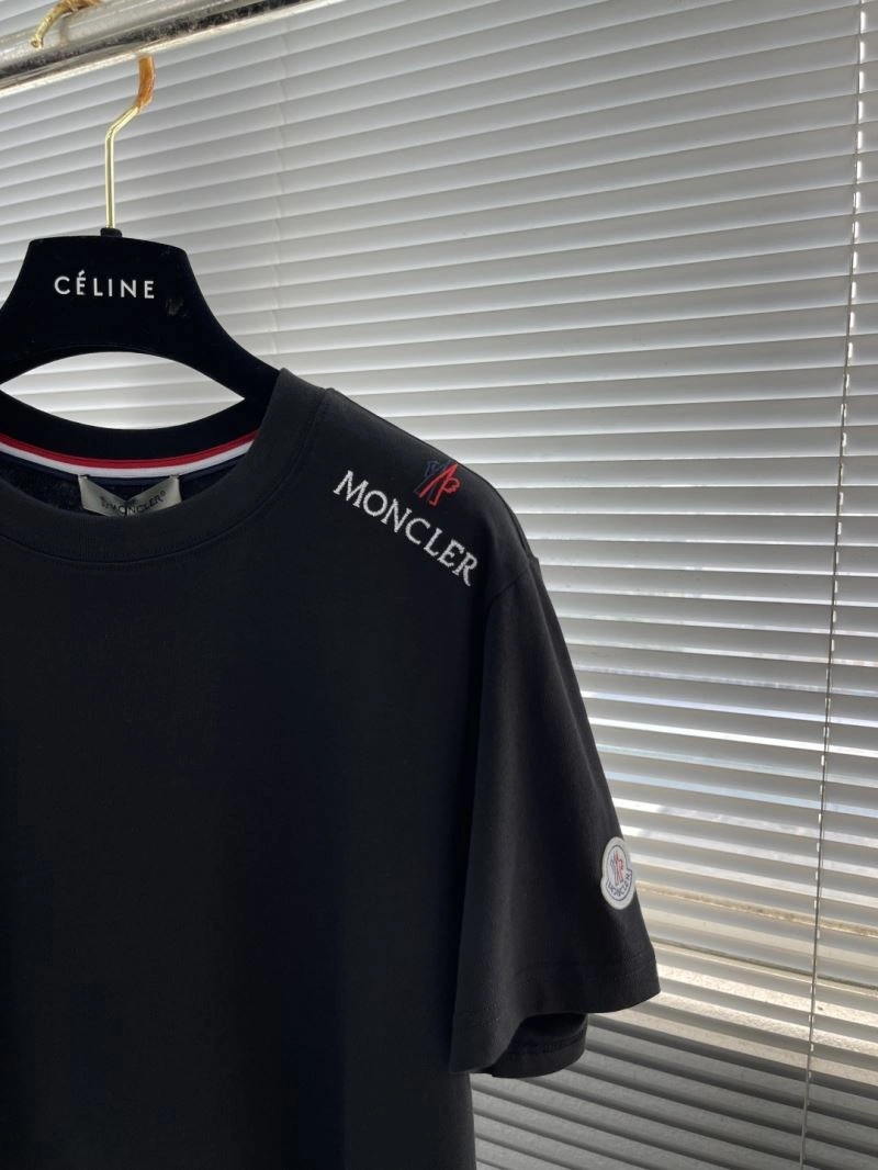 Timeless Moncler T-Shirts 141025