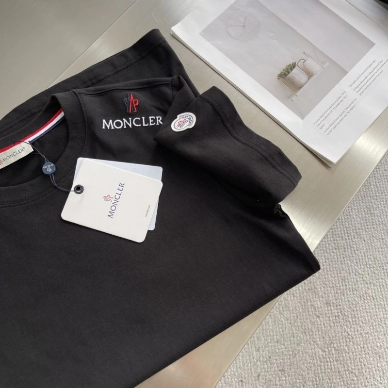 Timeless Moncler T-Shirts 141025