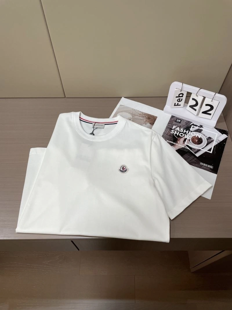 Packable Moncler T-Shirts 141011
